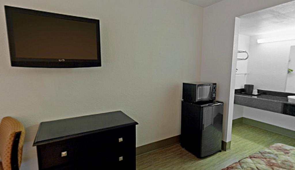 Econo Lodge Metropolis Ruang foto