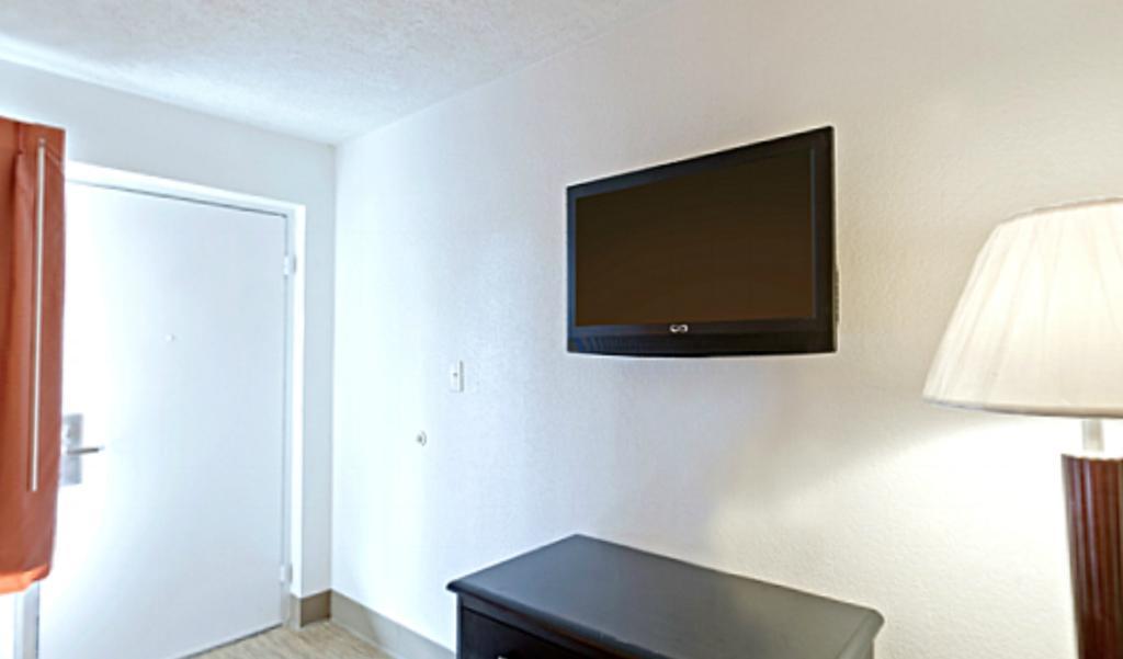 Econo Lodge Metropolis Ruang foto